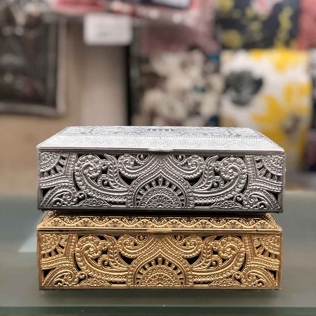 جا کاردی و جا قاشقی دربدار