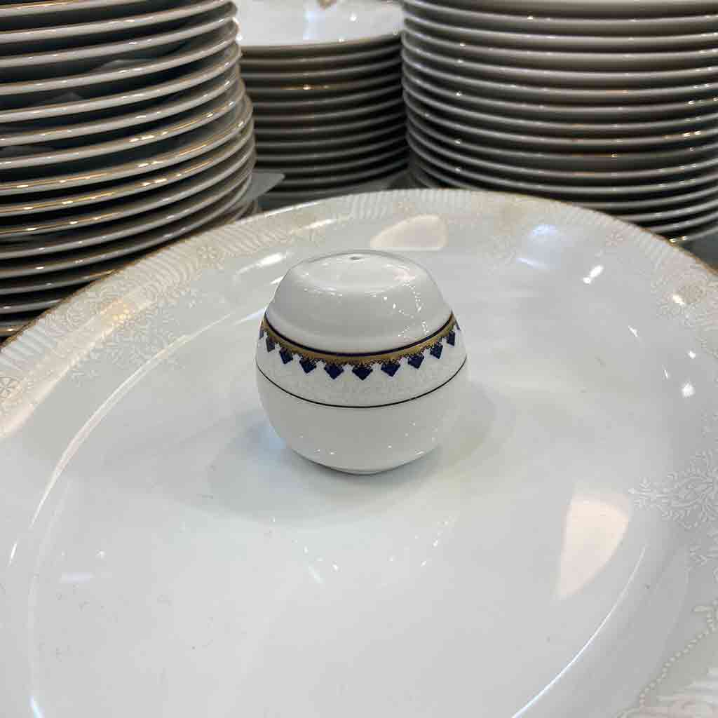 نمکدان و فلفل پاش مقصود