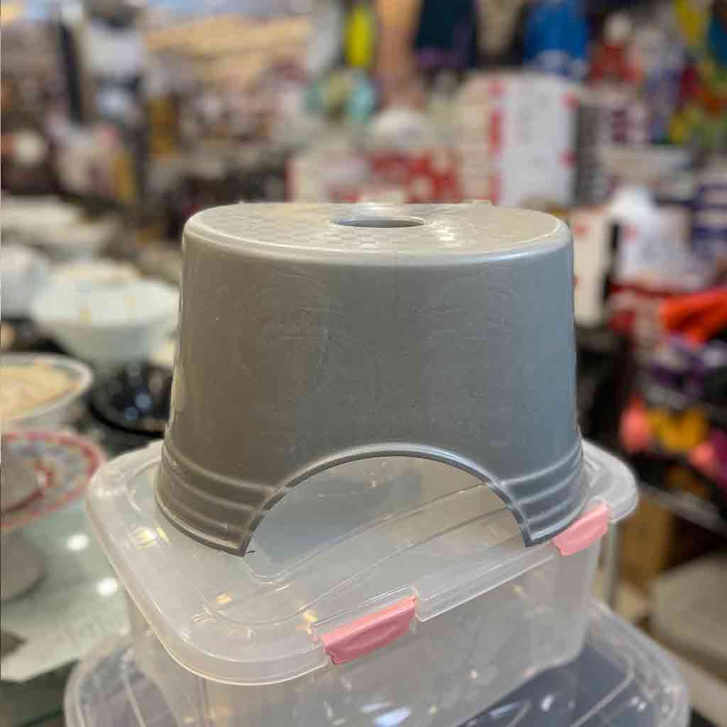 چهارپایه حمام لیمون