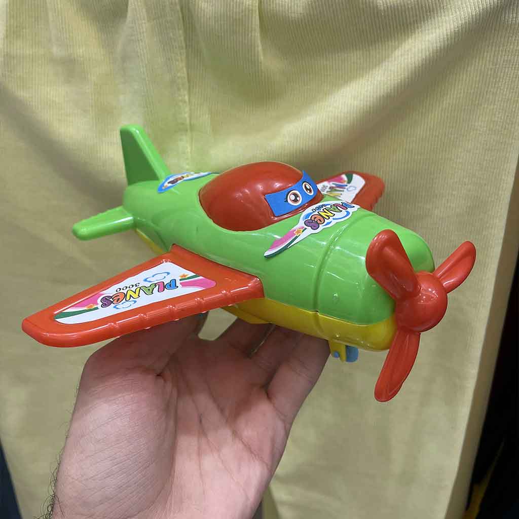 اسباب بازی هواپیما ملخی پلاستیکی