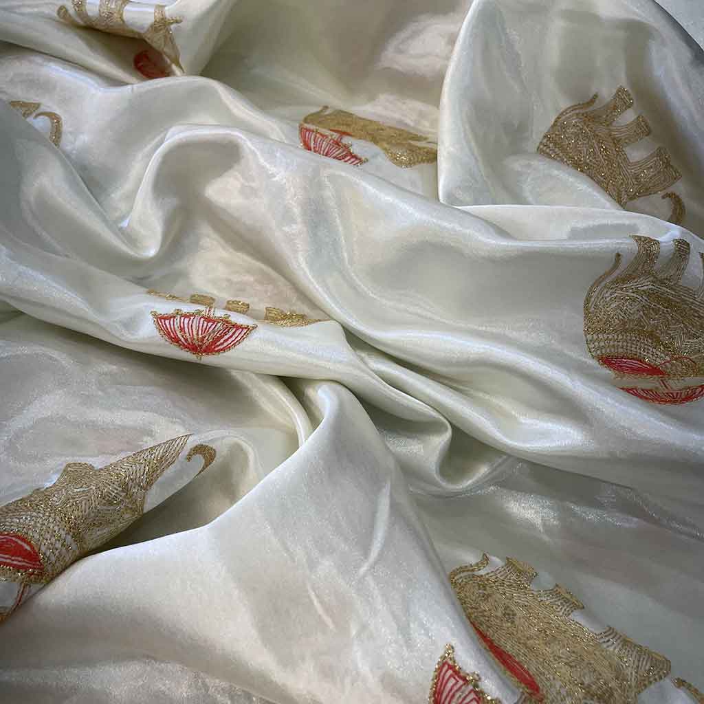 پارچه سوزن دوزی طرح فیل سفید