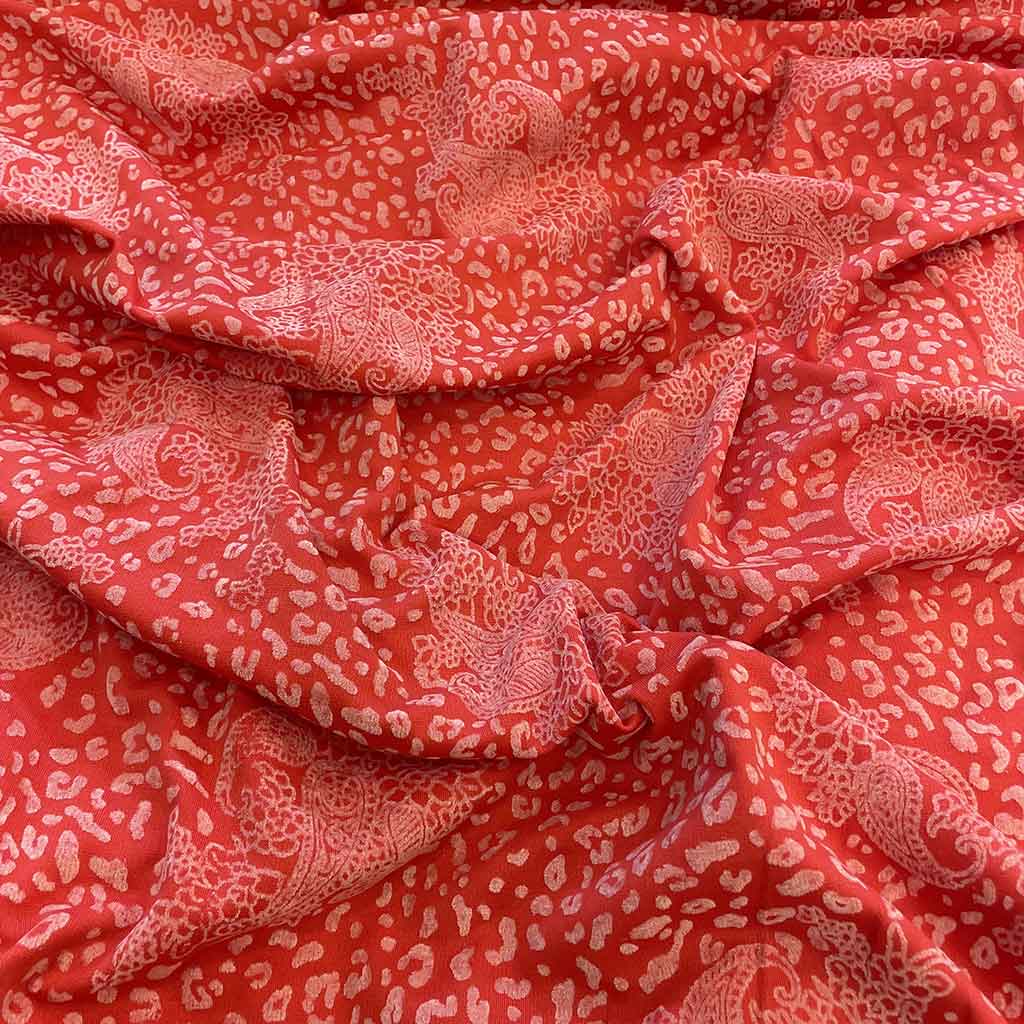 آنغوره طرحدار مدل بته جقه قرمز