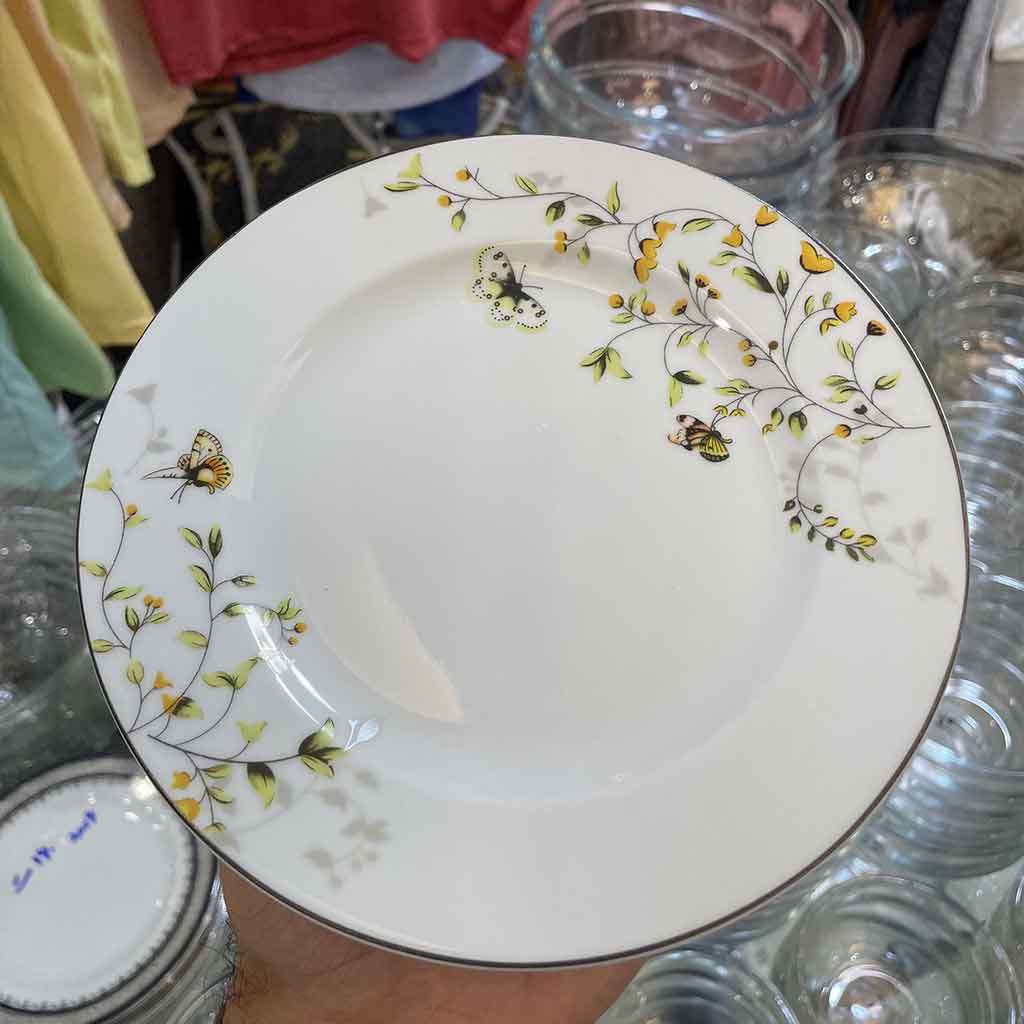 پیش دستی چینی طرح گل و پروانه