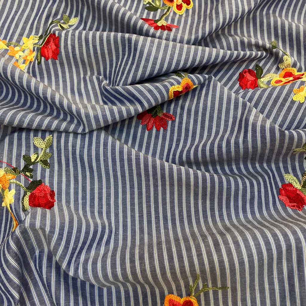 پارچه خامه دوزی طرح گل رز