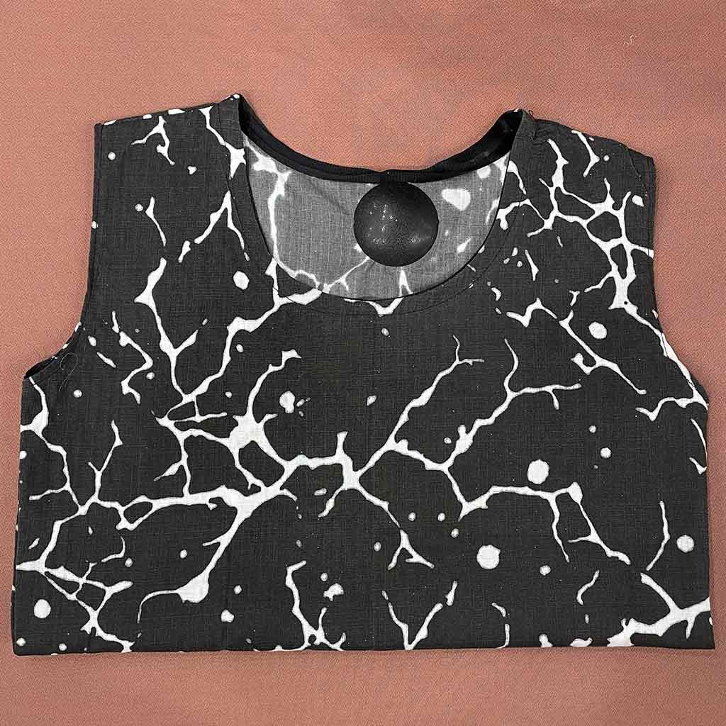 تیشرت طرحدار آستین حلقه ای ساده