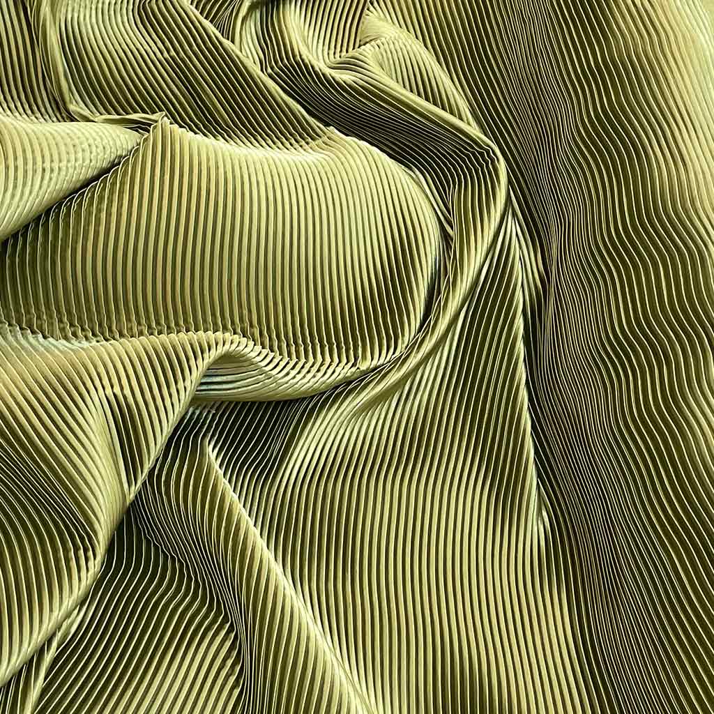 پارچه ساتن پلیسه زیتونی