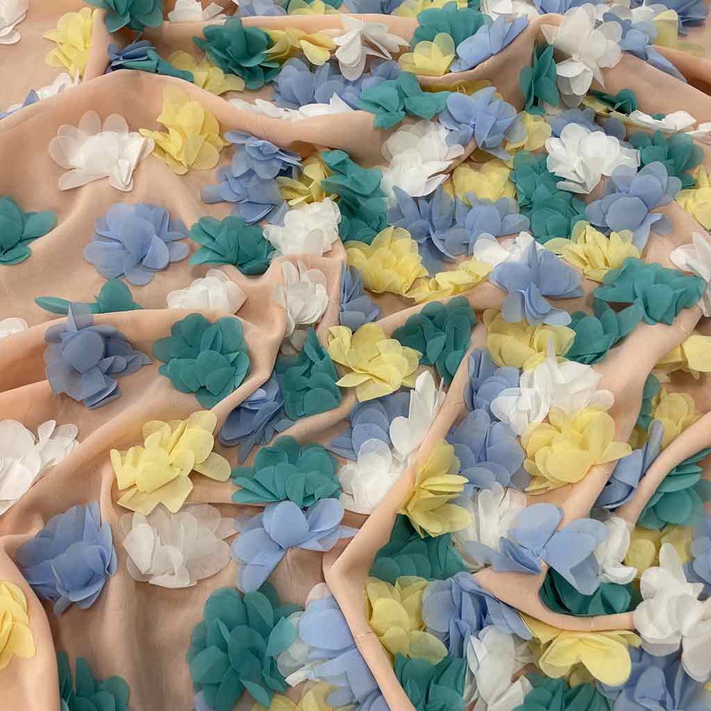 پارچه حریر گل برجسته