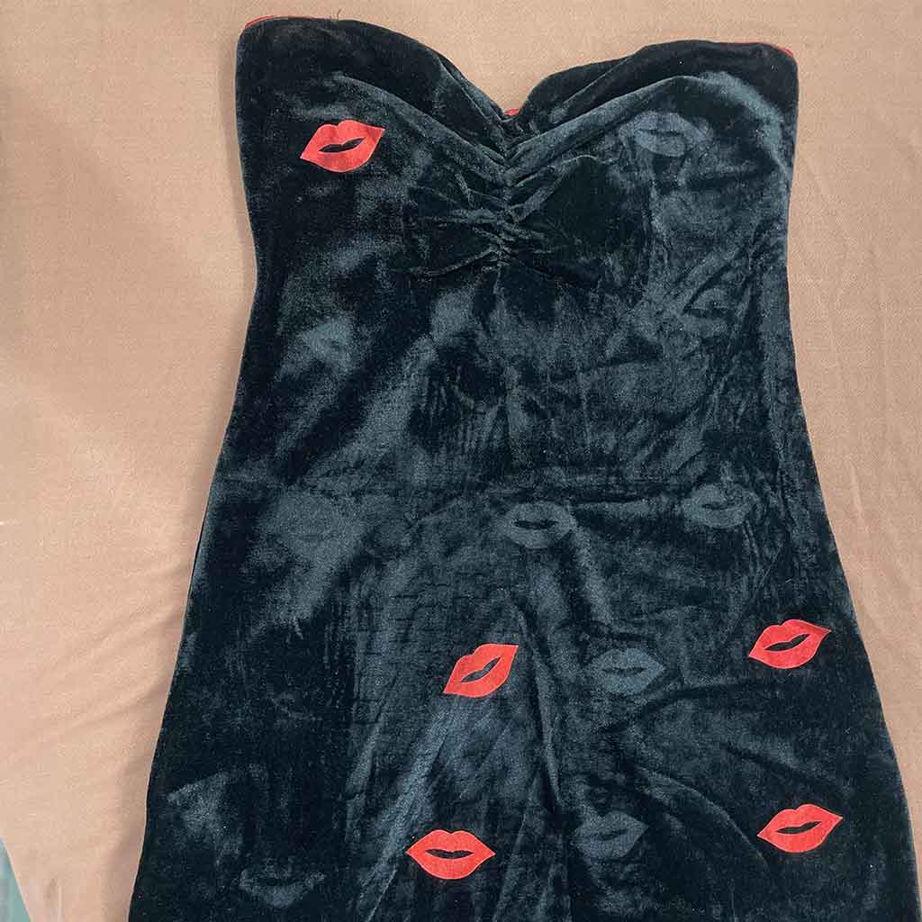 لباس خواب طرح لب