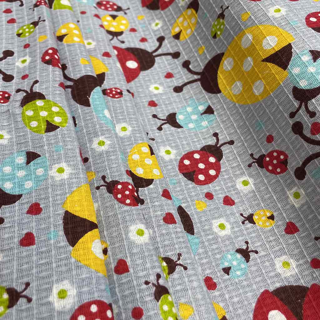 پارچه آشپزخانه ای طرح کفشدوزک