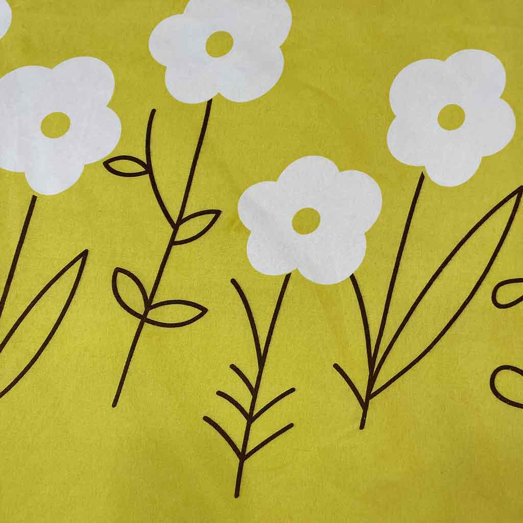 پارچه ملحفه ای طرح گل و قلب