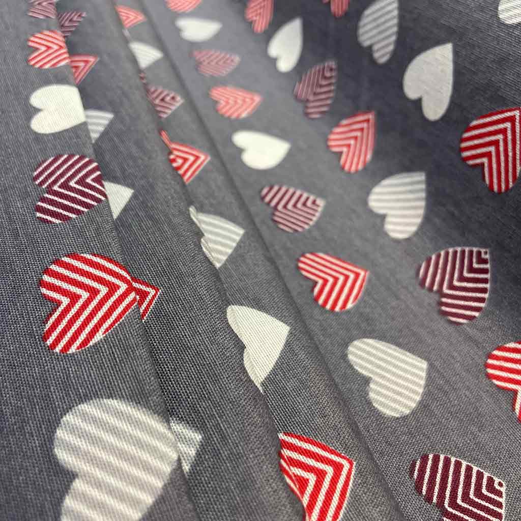 پارچه ملحفه ای قلب قرمز و جگری