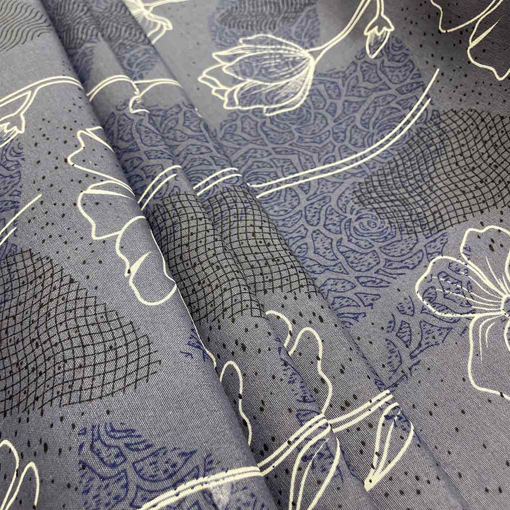 پارچه ملحفه ای سورمه ای لاین گل سفید