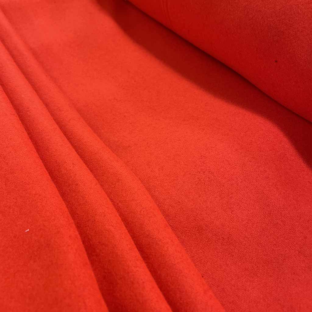 پارچه فوتر قرمز