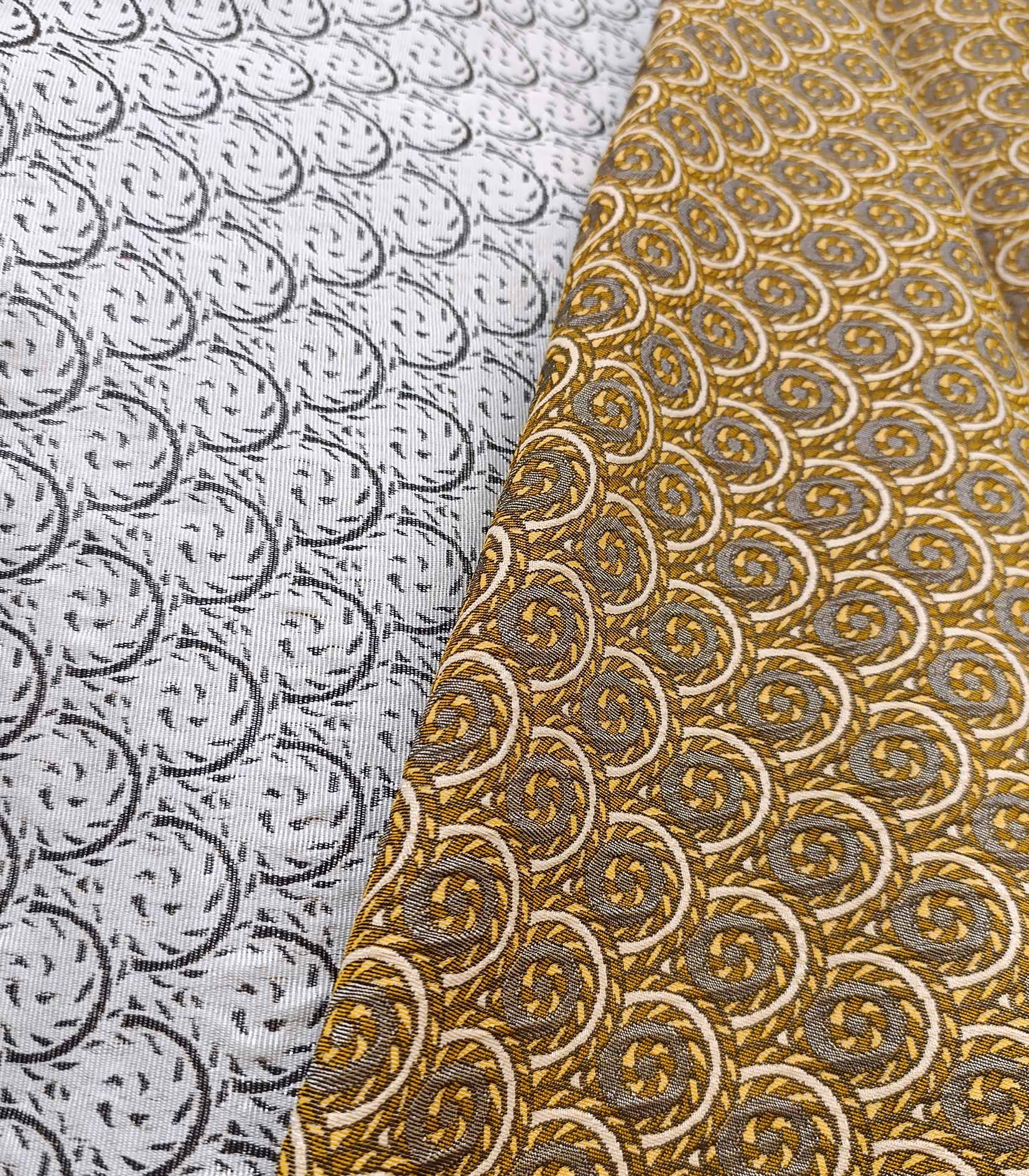 پارچه ژاکارد دو رو