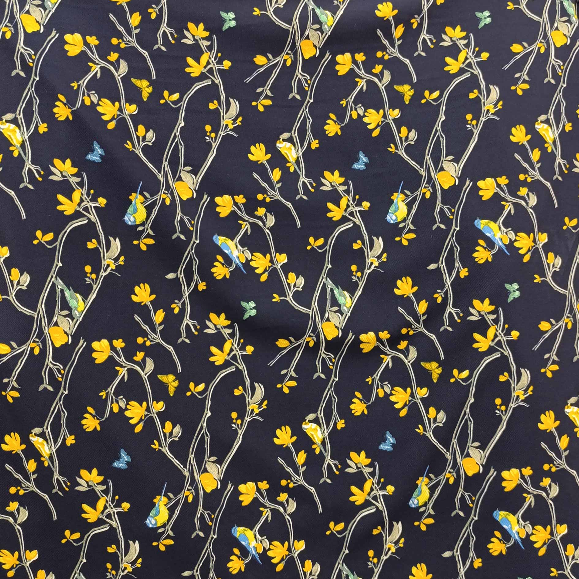 پارچه کرپ کج راه طرح پرنده